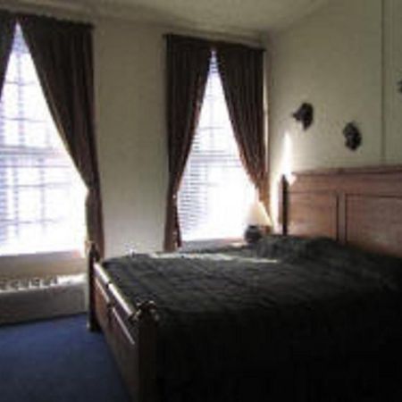 Macarthur Inn Нерроус Номер фото
